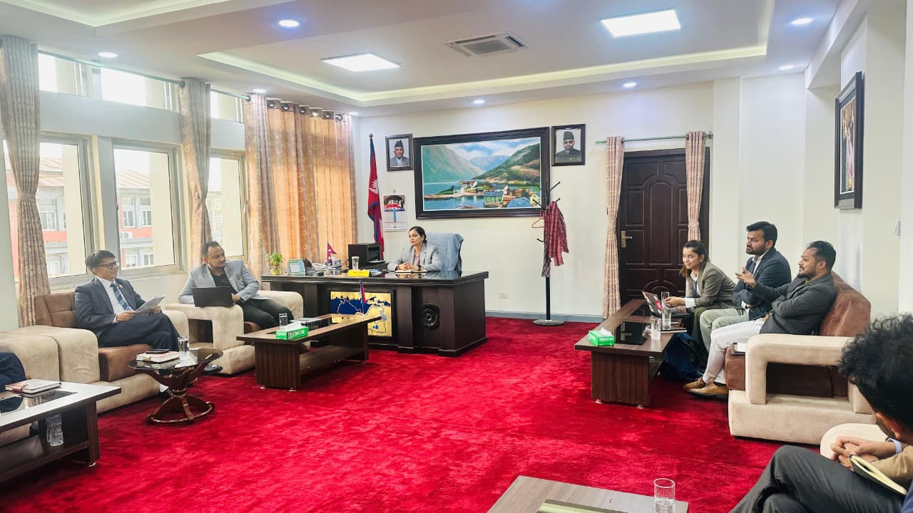स्वदेशी औषधि उत्पादनमा सरकारको जोडः मन्त्री मेहताको उपस्थितिमा छलफल